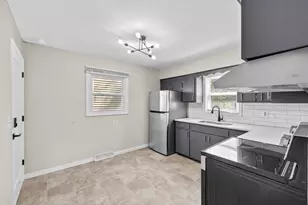 5856 Washburn Ave S, Minneapolis, MN 55410 - Photo 8