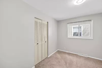 5856 Washburn Avenue S, Minneapolis, MN 55410 - Photo 10