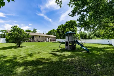 501 1st Street NW, Hillsboro, ND 58045 - Photo 12
