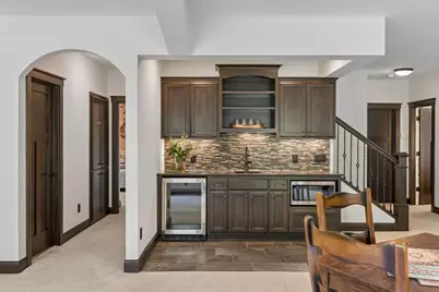 14 Beebe Avenue, Mendota Heights, MN 55118 - Photo 34