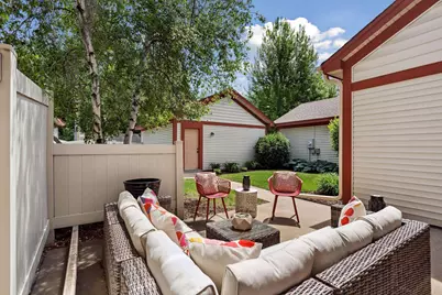 4738 N Humboldt Avenue N, Minneapolis, MN 55430 - Photo 40
