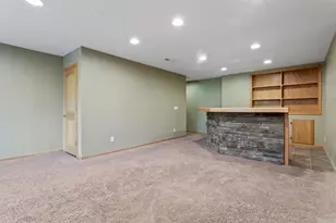 356 Arlington Ave W, Saint Paul, MN 55117 - Photo 34