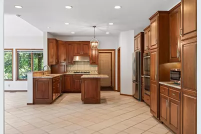 3034 Edgewater Drive, Woodbury, MN 55125 - Photo 26