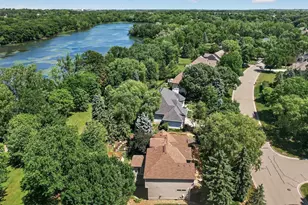 3034 Edgewater Dr, Woodbury, MN 55125 - Photo 62