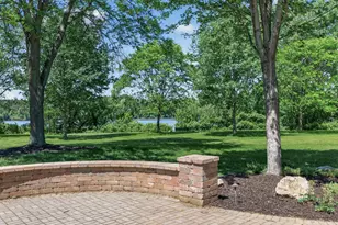 3034 Edgewater Dr, Woodbury, MN 55125 - Photo 56