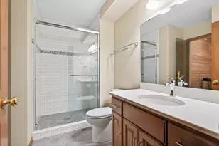 3034 Edgewater Dr, Woodbury, MN 55125 - Photo 52