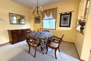 5886 Camellia Ct NW, Rochester, MN 55901 - Photo 10
