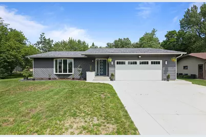 611 8th Avenue N, Sauk Rapids, MN 56379 - Photo 1