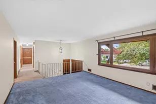 10647 Utica Rd, Bloomington, MN 55437 - Photo 10