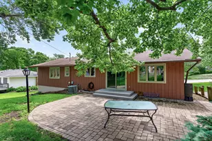 10647 Utica Rd, Bloomington, MN 55437 - Photo 4