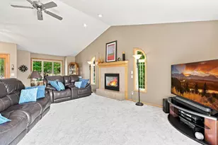 2412 Maple Ct, Buffalo, MN 55313 - Photo 8