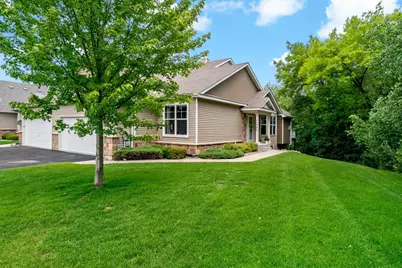 15305 Stonewood Court, Burnsville, MN 55306 - Photo 2