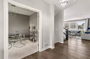 5346 Pine Island Rd, Woodbury, MN 55129 - Photo 6
