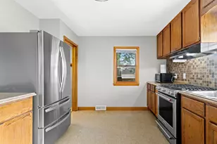 618 Lincoln St, Hartland, MN 56042 - Photo 8