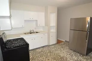 113 E Dale Street E, South Saint Paul, MN 55075 - Photo 6
