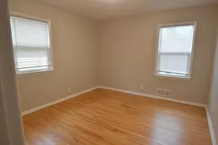 113 E Dale Street E, South Saint Paul, MN 55075 - Photo 4