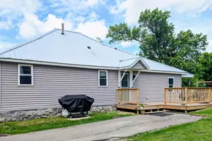 321 3rd Ave NE, Eagle Bend, MN 56446 - Photo 2