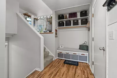 1047 Lowell Drive, Apple Valley, MN 55124 - Photo 4