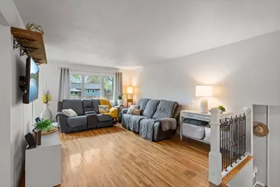 1047 Lowell Drive, Apple Valley, MN 55124 - Photo 6