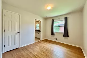 3611 Hampshire Ave N, Crystal, MN 55427 - Photo 8