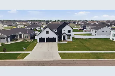 2651 Golden Lane S, Fargo, ND 58104 - Photo 38
