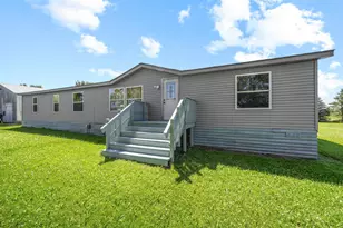 57526 Government Rd, Pine City, MN 55063 - Photo 4