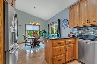 706 Erickson Court, Sauk Rapids, MN 56379 - Photo 6