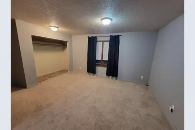 802 Le Hillier Street, Mankato, MN 56001 - Photo 2