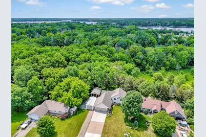 31066 Cedar Ridge Drive, Lindstrom, MN 55045 - Photo 2