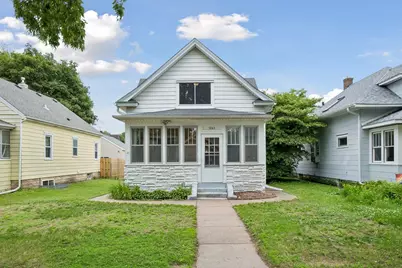 1262 Charles Avenue, Saint Paul, MN 55104 - Photo 2