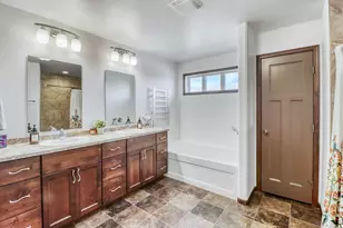 5001 44th St S, Fargo, ND 58104 - Photo 32