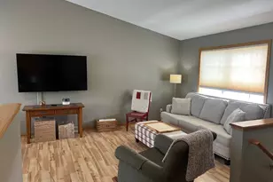 728 W 7th St, Litchfield, MN 55355 - Photo 10