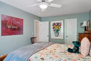 8447 Morgan Ln, Eden Prairie, MN 55347 - Photo 10