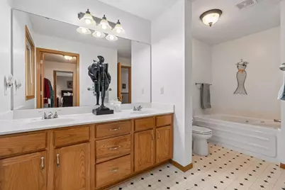 10088 Pleasure Creek Circle NE, Blaine, MN 55434 - Photo 20