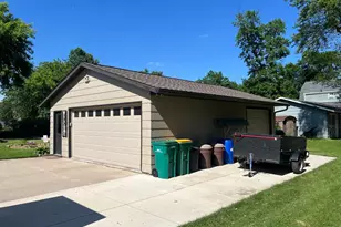 413 S Swift Ave, Litchfield, MN 55355 - Photo 50