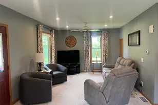 413 S Swift Ave, Litchfield, MN 55355 - Photo 20