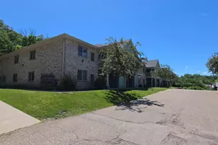 1917 Deerhaven Ln NE, Rochester, MN 55906 - Photo 1