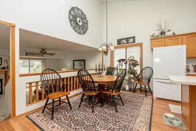 1507 Dublin Court, Shakopee, MN 55379 - Photo 8