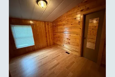 205 4th Avenue SW, Roseau, MN 56751 - Photo 10