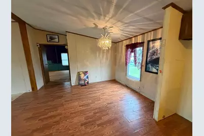 205 4th Avenue SW, Roseau, MN 56751 - Photo 6