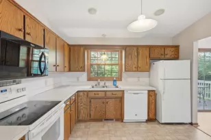 785 Santa Vera Dr, Chanhassen, MN 55317 - Photo 4
