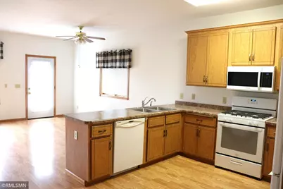 924 7th Street SW, Pine City, MN 55063 - Photo 4