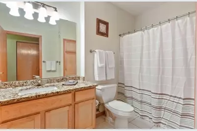 660 N 2nd Street #401, Minneapolis, MN 55401 - Photo 8
