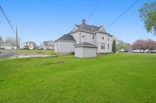 2004 E 5th St, Superior, WI 54880 - Photo 32