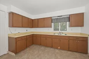 2004 E 5th St, Superior, WI 54880 - Photo 10