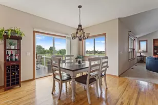 1008 9th St Ct SE, New Prague, MN 56071 - Photo 4