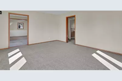 302 Squire Avenue, Raymond, MN 56282 - Photo 4