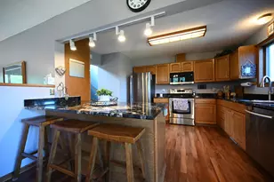 2161 Colburn Dr, Shakopee, MN 55379 - Photo 10