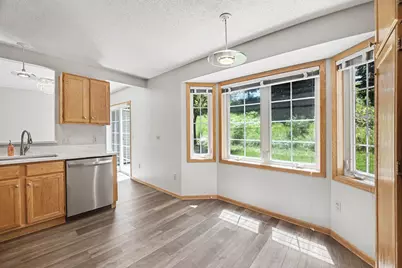 18191 Cattail Court, Eden Prairie, MN 55346 - Photo 12