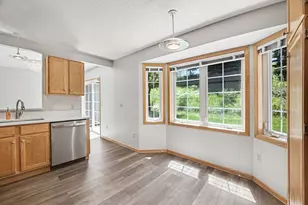 18191 Cattail Ct, Eden Prairie, MN 55346 - Photo 12